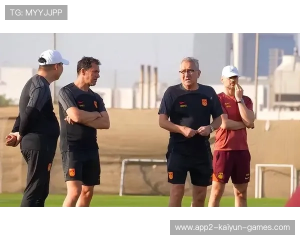 国足战术大变：教练被安排为首发新核