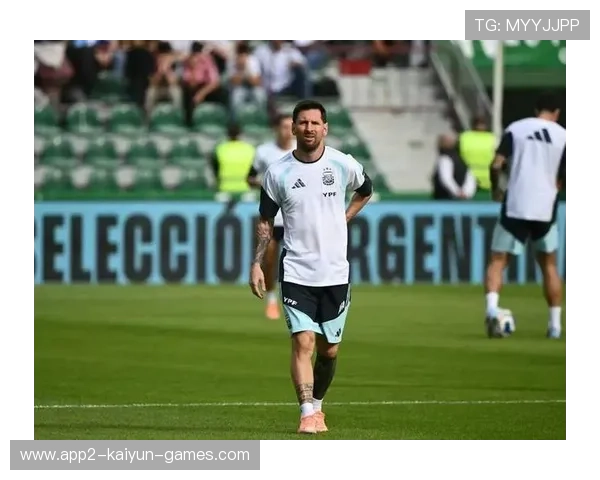 安哥拉总统豪砸2亿邀请梅西！全家出动观赛